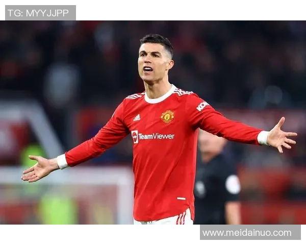 足球巨星喜悦时刻回顾:那些令人动容的瞬间与激动人心的庆祝时刻