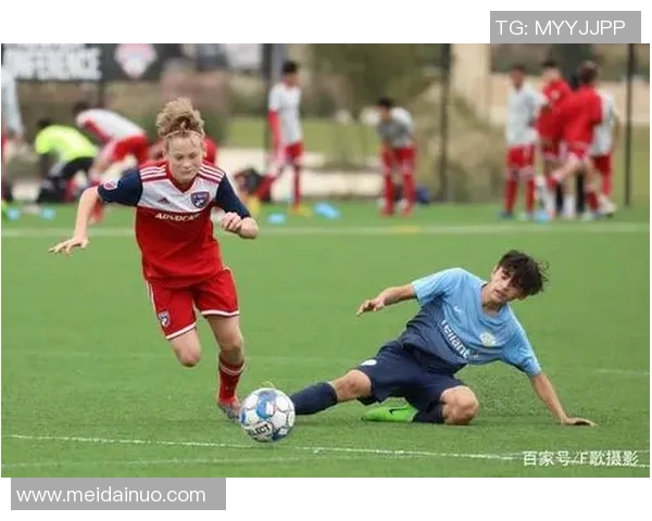 《聚焦稀有足球天才：探索那些未被大众关注的璀璨星光》